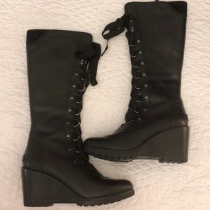 SOREL Boots Like New